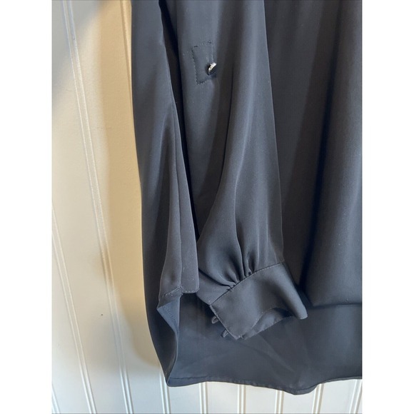 White House/Black Market Womens Black Surplice Top Roll Tab Sleeve 4 Hi-Low - Picture 4 of 9